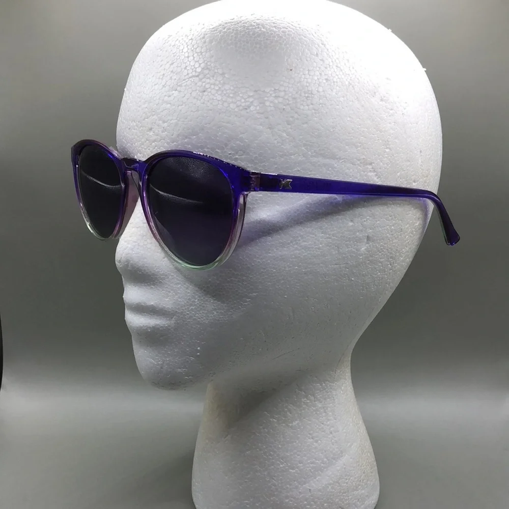 Curated bundle 9 trendy fashion sunglasses variety of brands and styles.